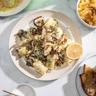 A bowl of Creamy Mushroom and Garlic Pasta