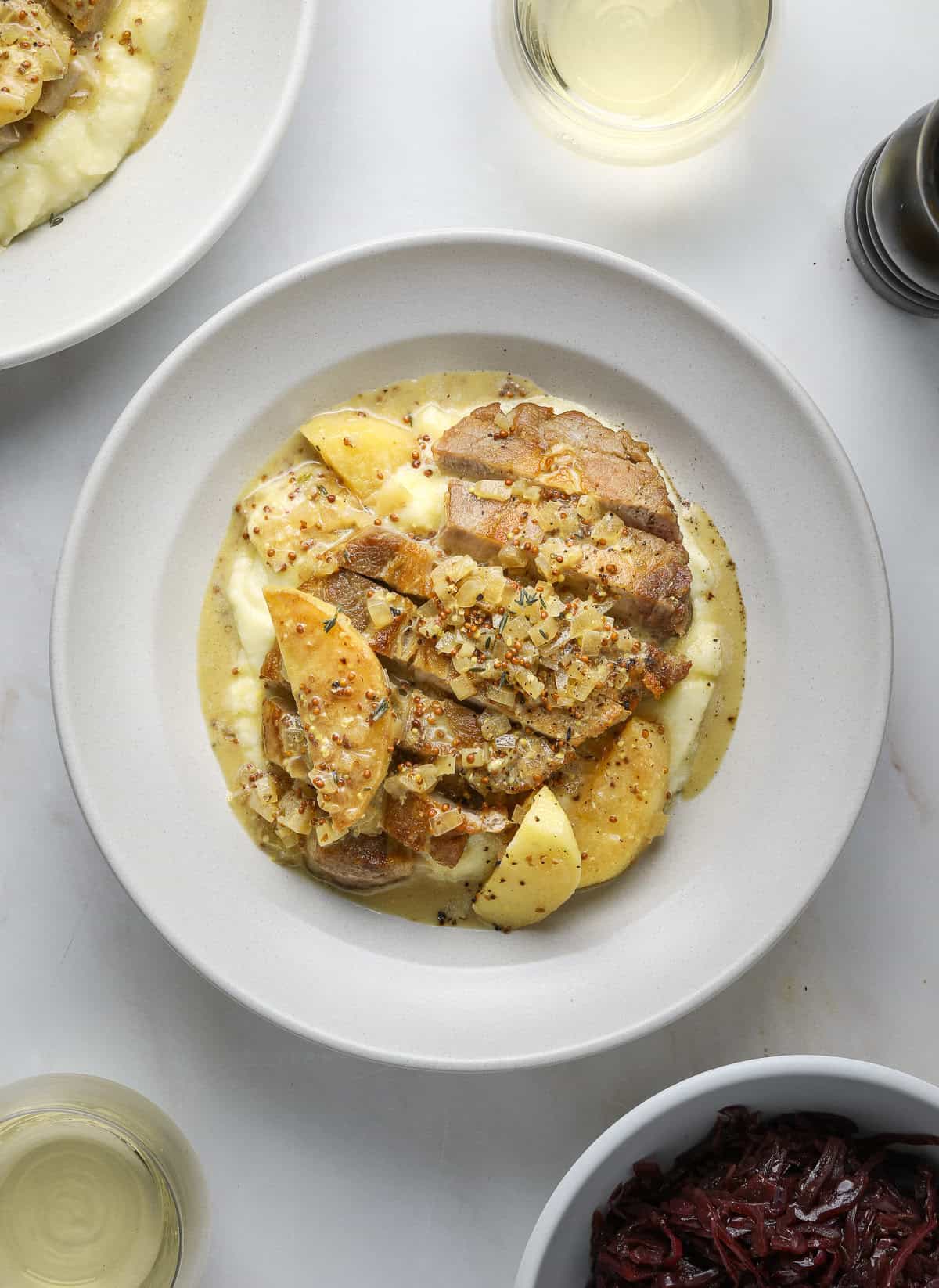 Pork Chops with Apples and Mustard